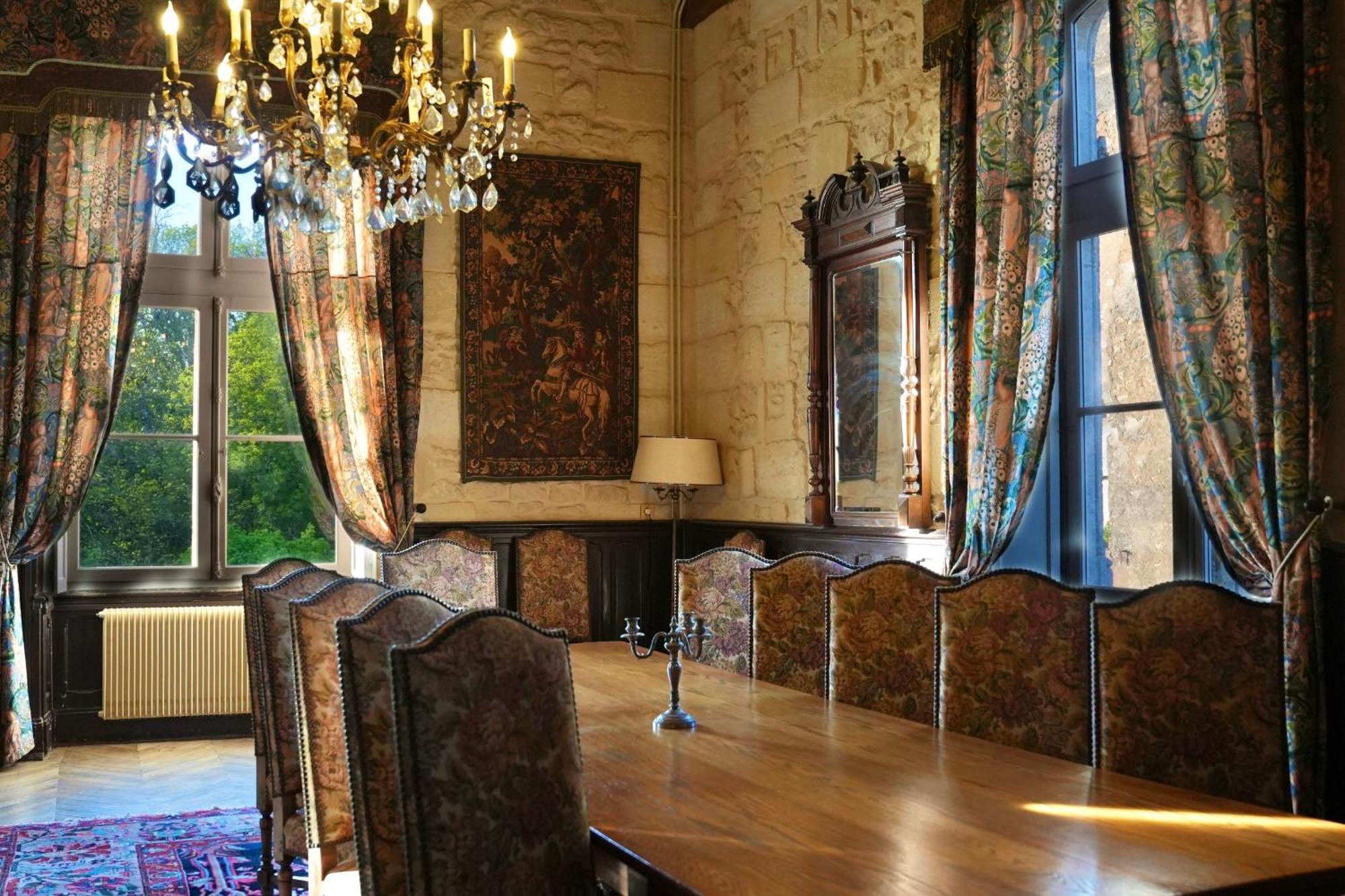 Chateau Borgeat De Lagrange - Privatisation Blaye Exterior foto
